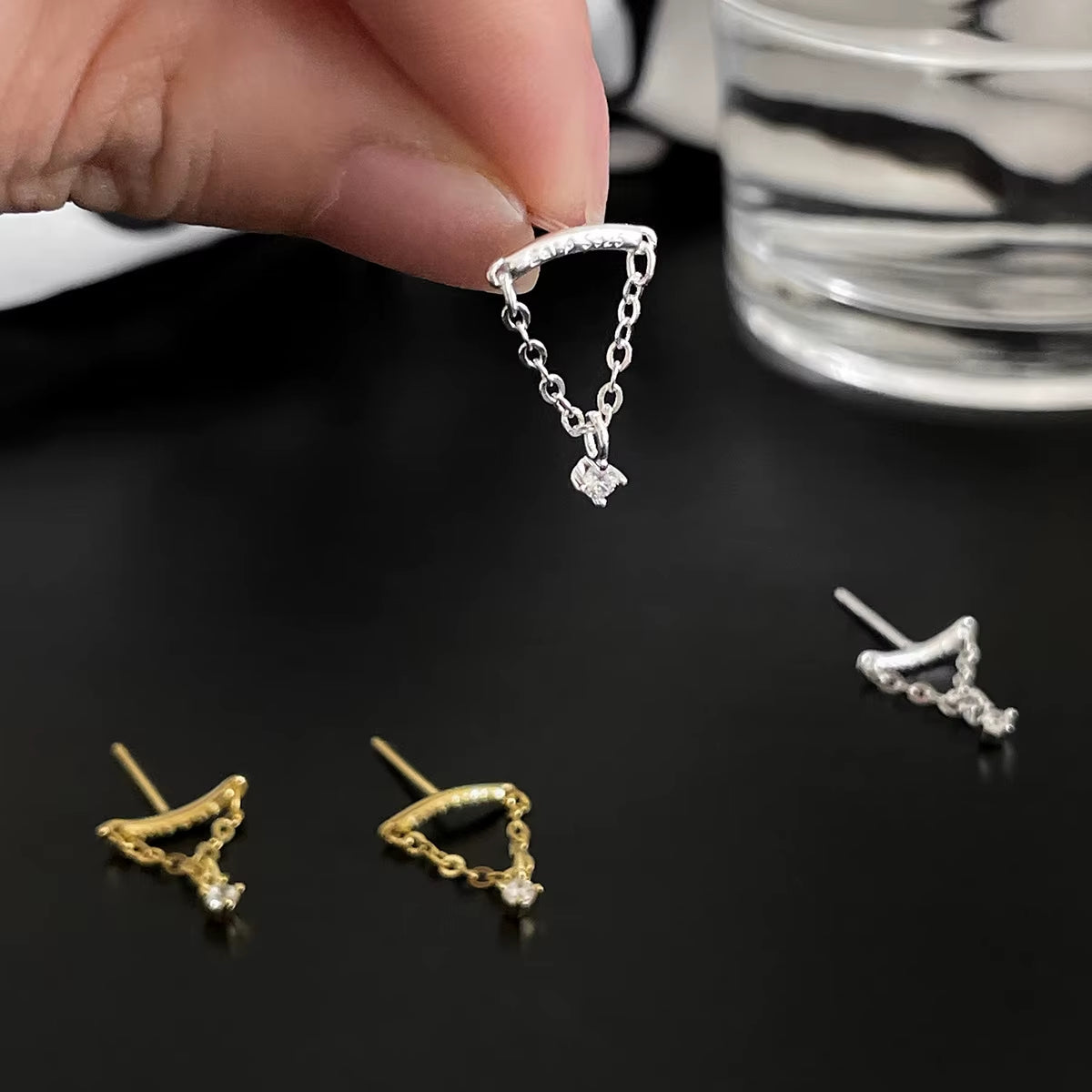 Crystal Waterdrop Earrings 1Pc Tragus Piercing Flat Cartilage Ear Stud Helix Conch Rook Lobe Ear Ring Labret Jewelry Gifts CC092