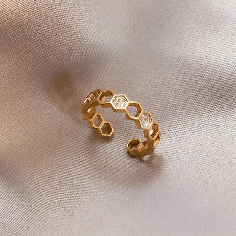 Stainless Steel Gold Color Bee Honeycomb Geometric Rings Accessories Rings for Women 2023 New Fashion Party Jewelry